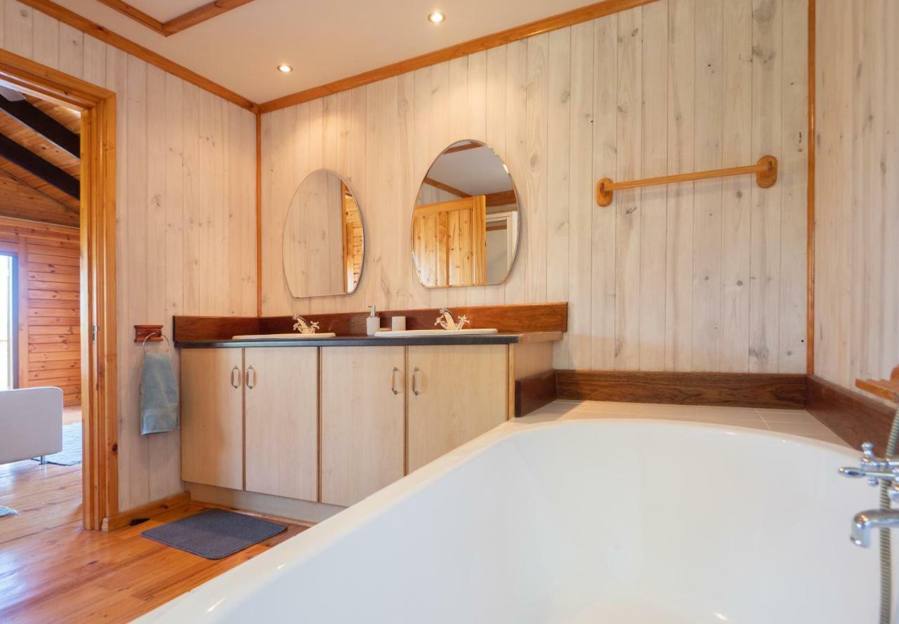 63 Milkwood Holiday home